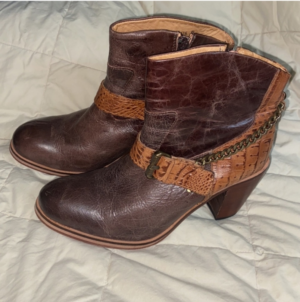 Spirit Brown and Tan Heeled Boots with Chain Accent